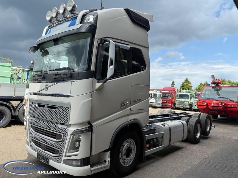 Volvo FH 750 Globetrotter XL, Retarder, 460 WB, Reduction axle, Pto - Φορτηγό σασί: φωτογραφία 3 Volvo FH 750 Globetrotter XL, Retarder, 460 WB, Reduction axle, Pto - Φορτηγό σασί: φωτογραφία 3