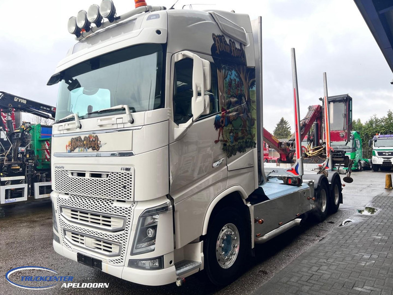 Volvo FH 750 Loglift, 6x4, Dynamic steering, Globetrotter - Φορτηγό ξυλείας, Φορτηγό με γερανό: φωτογραφία 4 Volvo FH 750 Loglift, 6x4, Dynamic steering, Globetrotter - Φορτηγό ξυλείας, Φορτηγό με γερανό: φωτογραφία 4