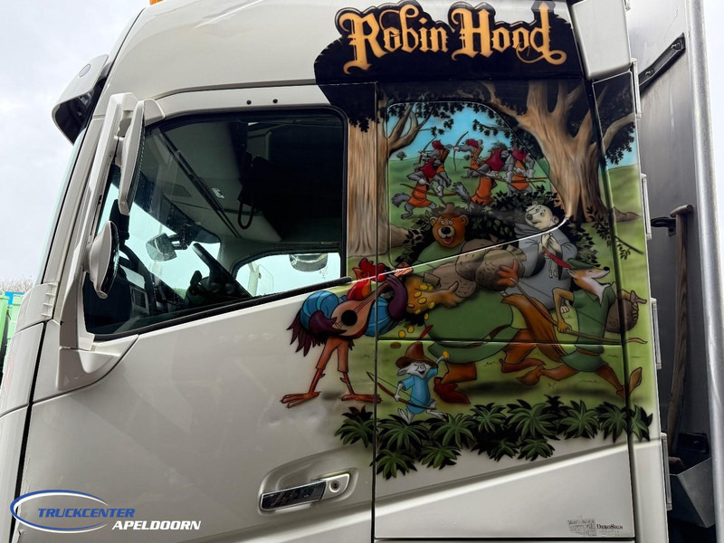 Μίσθωση Volvo FH 750 Loglift, 6x4, Dynamic steering, Special painting Volvo FH 750 Loglift, 6x4, Dynamic steering, Special painting: φωτογραφία 11 Μίσθωση Volvo FH 750 Loglift, 6x4, Dynamic steering, Special painting Volvo FH 750 Loglift, 6x4, Dynamic steering, Special painting: φωτογραφία 11