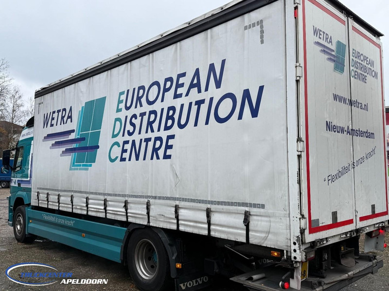 Volvo FM Schuifdak, Laadklep, Globetrotter - Φορτηγό μουσαμάς: φωτογραφία 4 Volvo FM Schuifdak, Laadklep, Globetrotter - Φορτηγό μουσαμάς: φωτογραφία 4