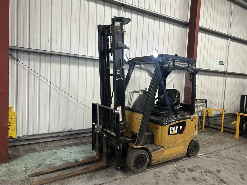 CAT EP18CPN - Ηλεκτροκίνητο περονοφόρο: φωτογραφία 2 CAT EP18CPN - Ηλεκτροκίνητο περονοφόρο: φωτογραφία 2