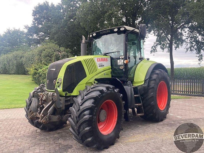 Claas Axion 820 - Τρακτέρ: φωτογραφία 1 Claas Axion 820 - Τρακτέρ: φωτογραφία 1
