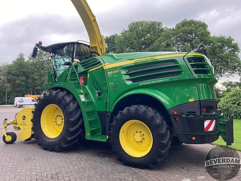 John Deere 8400 - Γεωργικά μηχανήματα: φωτογραφία 4 John Deere 8400 - Γεωργικά μηχανήματα: φωτογραφία 4