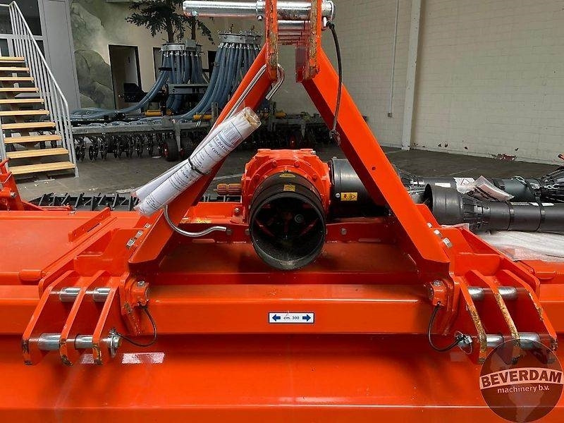 Γεωργική φρέζα Ortolan Overtopfrees: φωτογραφία 7 Γεωργική φρέζα Ortolan Overtopfrees: φωτογραφία 7