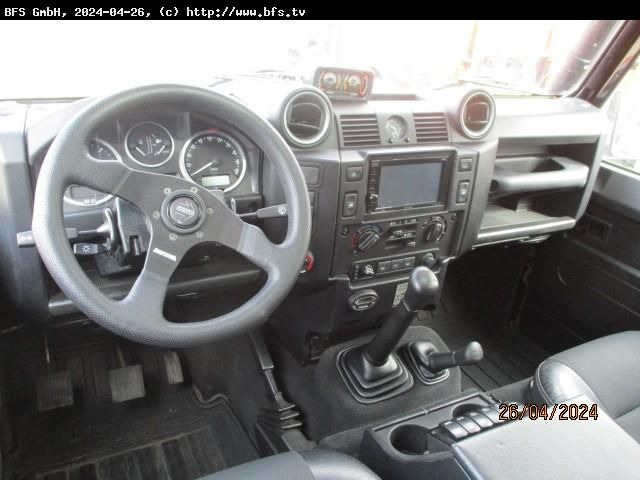 Defender 110 Td4 Land Rover Defender 110 TD4 - Φορτηγό ρυμούλκησης: φωτογραφία 3 Defender 110 Td4 Land Rover Defender 110 TD4 - Φορτηγό ρυμούλκησης: φωτογραφία 3