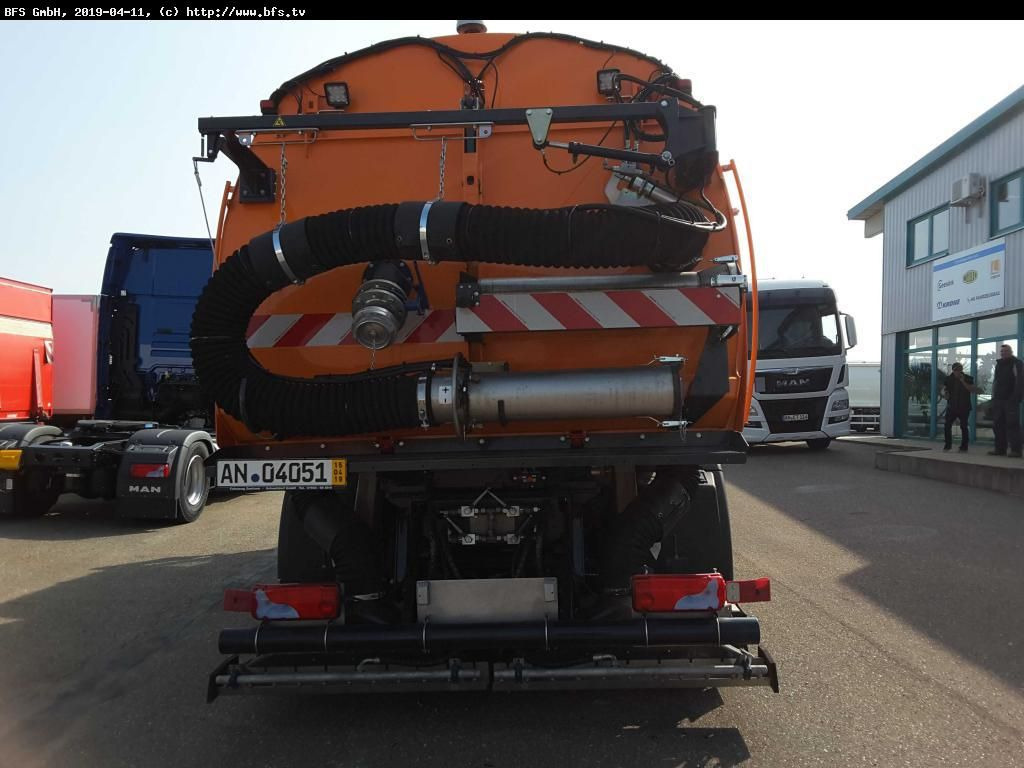 MAN TGS 18.360 4X2 LL Bucher OF 8000 RS beids. WK HD - Σάρωθρο δρόμων: φωτογραφία 3 MAN TGS 18.360 4X2 LL Bucher OF 8000 RS beids. WK HD - Σάρωθρο δρόμων: φωτογραφία 3