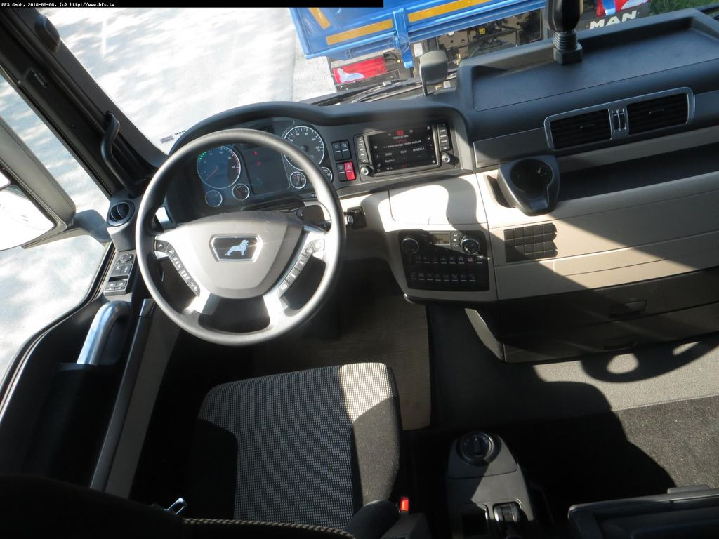 MAN TGX 18.460 4x2 LLS Kipphydraulik, Kompressor MAN TGX 18.460 4x2 LLS Kipphydraulik, Kompressor - Τράκτορας: φωτογραφία 4 MAN TGX 18.460 4x2 LLS Kipphydraulik, Kompressor MAN TGX 18.460 4x2 LLS Kipphydraulik, Kompressor - Τράκτορας: φωτογραφία 4