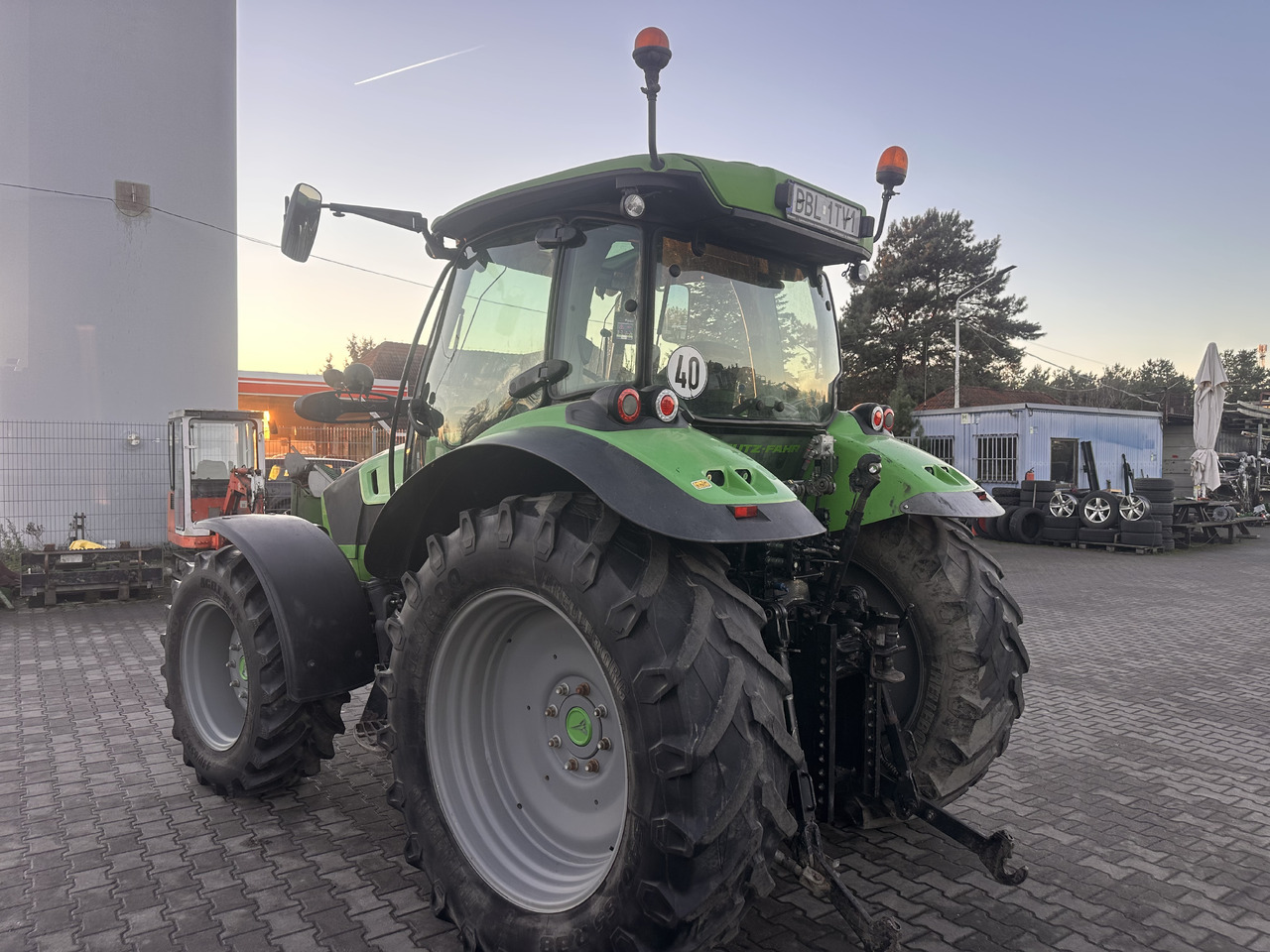 DEUTZ FAHR 5120 P - Τρακτέρ: φωτογραφία 3 DEUTZ FAHR 5120 P - Τρακτέρ: φωτογραφία 3