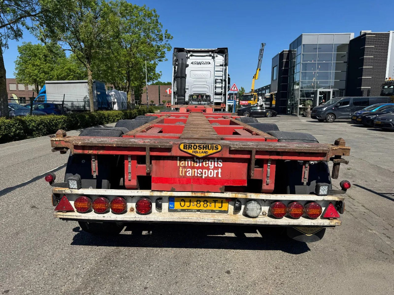 Broshuis 3 UCC-39/45 EU - 3 AXLE SAF + LIFTING AXLE - Επικαθήμενο μεταφοράς εμπορευματοκιβωτίων/ Κινητό αμάξωμα: φωτογραφία 3 Broshuis 3 UCC-39/45 EU - 3 AXLE SAF + LIFTING AXLE - Επικαθήμενο μεταφοράς εμπορευματοκιβωτίων/ Κινητό αμάξωμα: φωτογραφία 3