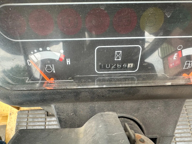 Πετρελαιοκίνητο περονοφόρο Caterpillar DP100 VORKVERSTELLERS +SIDE SHIFT: φωτογραφία 10 Πετρελαιοκίνητο περονοφόρο Caterpillar DP100 VORKVERSTELLERS +SIDE SHIFT: φωτογραφία 10