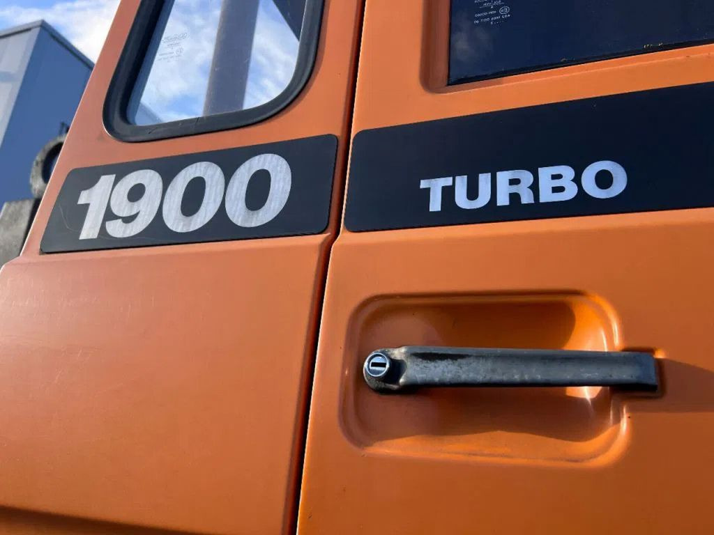 DAF 1900 TURBO 4X4 HOOKLIFT - Φορτηγό φόρτωσης γάντζου: φωτογραφία 4 DAF 1900 TURBO 4X4 HOOKLIFT - Φορτηγό φόρτωσης γάντζου: φωτογραφία 4
