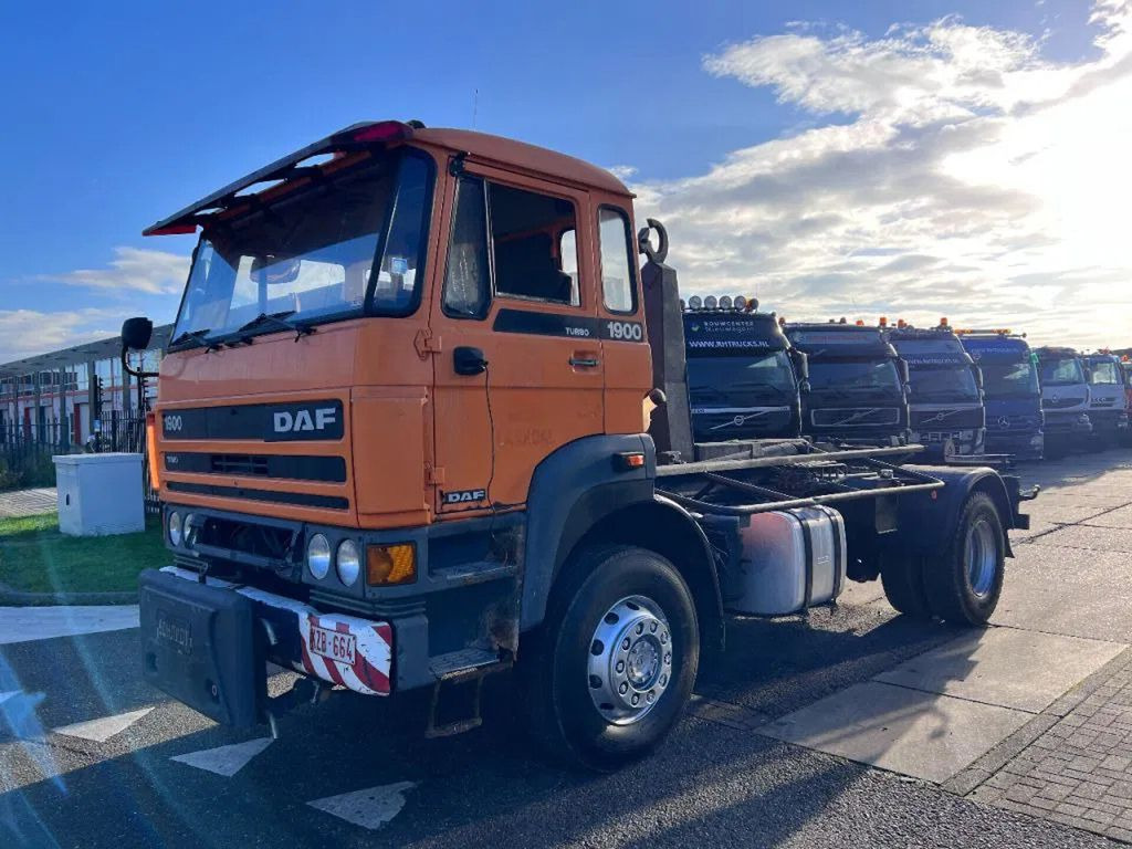 DAF 1900 TURBO 4X4 HOOKLIFT - Φορτηγό φόρτωσης γάντζου: φωτογραφία 1 DAF 1900 TURBO 4X4 HOOKLIFT - Φορτηγό φόρτωσης γάντζου: φωτογραφία 1