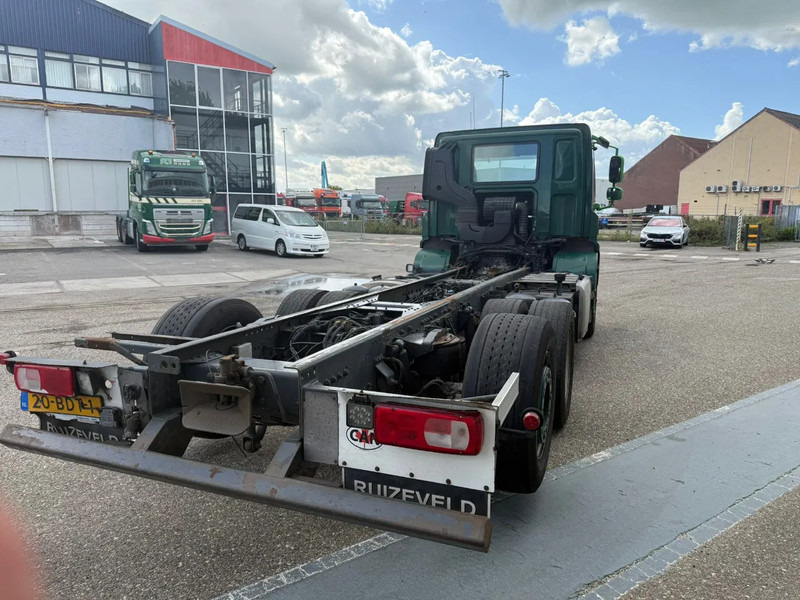 DAF CF 400 6X2 EURO 6 - ONLY 689.209 KM + STEERING AXLE - Φορτηγό σασί: φωτογραφία 3 DAF CF 400 6X2 EURO 6 - ONLY 689.209 KM + STEERING AXLE - Φορτηγό σασί: φωτογραφία 3