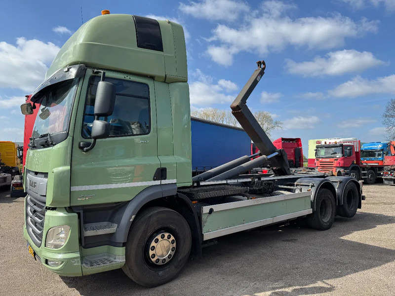 DAF CF 450 6X2 EURO 6 VDL 21T HOOK LIFTING AXLE - Φορτηγό φόρτωσης γάντζου: φωτογραφία 4 DAF CF 450 6X2 EURO 6 VDL 21T HOOK LIFTING AXLE - Φορτηγό φόρτωσης γάντζου: φωτογραφία 4