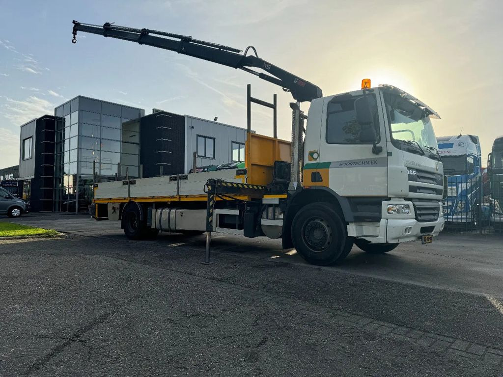DAF CF 75.310 4X2 HIAB 111 HIDUO + REMOTE CONTROL TÜ - Φορτηγό με ανοιχτή καρότσα, Φορτηγό με γερανό: φωτογραφία 4 DAF CF 75.310 4X2 HIAB 111 HIDUO + REMOTE CONTROL TÜ - Φορτηγό με ανοιχτή καρότσα, Φορτηγό με γερανό: φωτογραφία 4