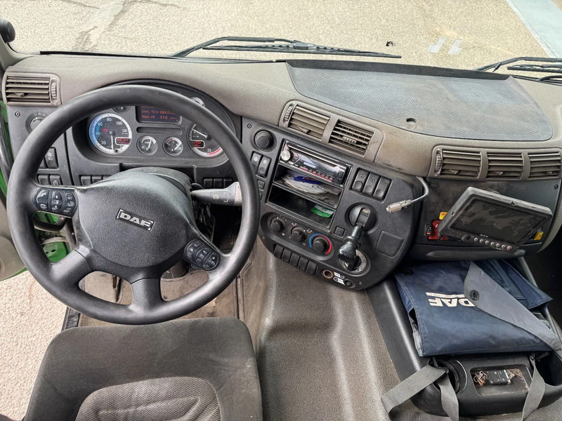 Φορτηγό με ανοιχτή καρότσα, Φορτηγό με γερανό DAF CF 85.410 8X2 HIAB 422EP5 + REMOTE CONTROL: φωτογραφία 14