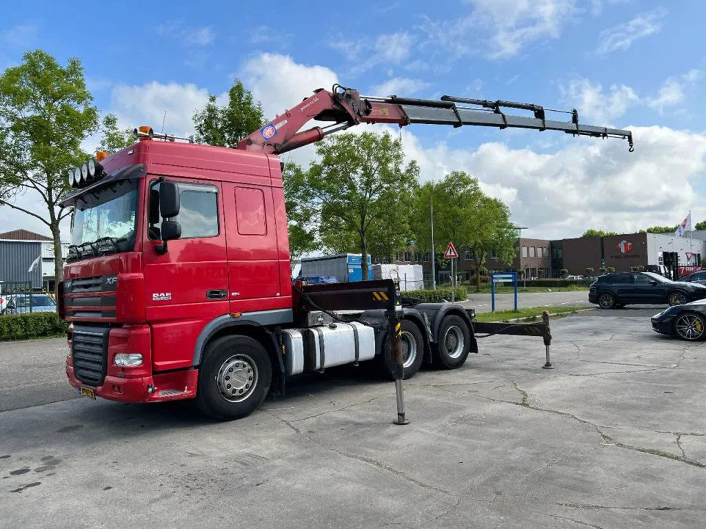 DAF XF 105.460 6X4 EURO 5 + HMF 4220 K6 + REMOTE CON - Τράκτορας: φωτογραφία 1 DAF XF 105.460 6X4 EURO 5 + HMF 4220 K6 + REMOTE CON - Τράκτορας: φωτογραφία 1
