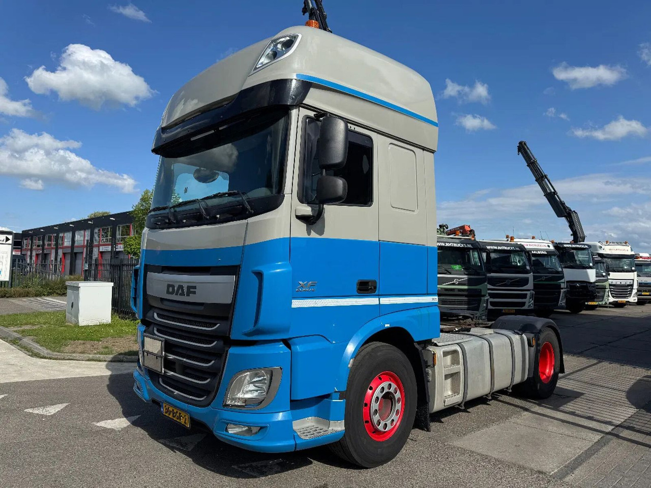 DAF XF 440 4X2 - EURO 6 + ADR + TÜV 12-2025 - Τράκτορας: φωτογραφία 1 DAF XF 440 4X2 - EURO 6 + ADR + TÜV 12-2025 - Τράκτορας: φωτογραφία 1