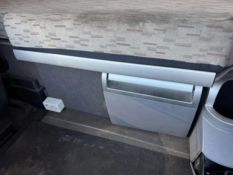 Τράκτορας DAF XF 440 4X2 EURO 6 SKIRTS 2017: φωτογραφία 15 Τράκτορας DAF XF 440 4X2 EURO 6 SKIRTS 2017: φωτογραφία 15