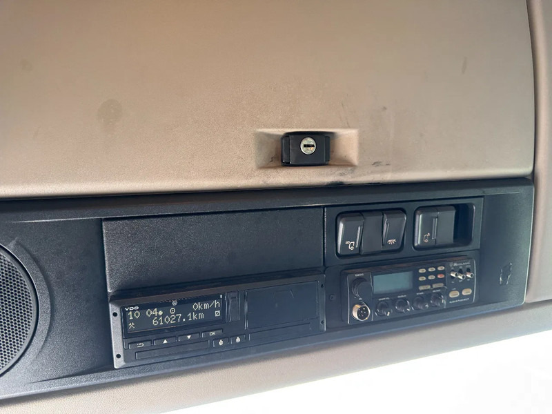 Τράκτορας DAF XF 440 4X2 EURO 6 SKIRTS 2017: φωτογραφία 16 Τράκτορας DAF XF 440 4X2 EURO 6 SKIRTS 2017: φωτογραφία 16