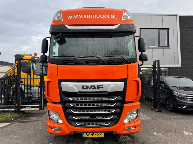 DAF XF 450 4X2 - EURO 6 + FULL SPOILER - Τράκτορας: φωτογραφία 2 DAF XF 450 4X2 - EURO 6 + FULL SPOILER - Τράκτορας: φωτογραφία 2