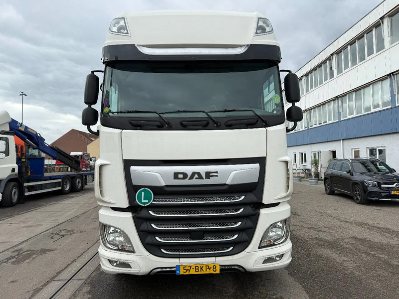 DAF XF 480 6X2 + 2 AXLE HANGER + TRS COOLING + DHOLLANDIA LIFT (2x) - Φορτηγό ψυγείο: φωτογραφία 2 DAF XF 480 6X2 + 2 AXLE HANGER + TRS COOLING + DHOLLANDIA LIFT (2x) - Φορτηγό ψυγείο: φωτογραφία 2