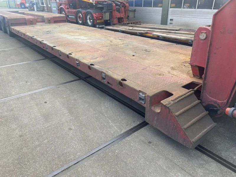 Doll 4 AXEL STEERING 66200 TON - Επικαθήμενο με χαμηλό δάπεδο: φωτογραφία 4 Doll 4 AXEL STEERING 66200 TON - Επικαθήμενο με χαμηλό δάπεδο: φωτογραφία 4