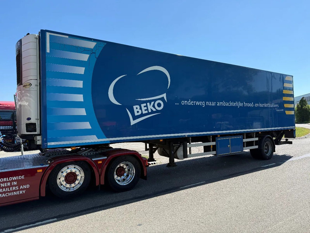 HRD 1 AS - BPW + CARRIER VECTOR 1550 + LOADLIFT 2000 - Επικαθήμενο ψυγείο: φωτογραφία 1 HRD 1 AS - BPW + CARRIER VECTOR 1550 + LOADLIFT 2000 - Επικαθήμενο ψυγείο: φωτογραφία 1