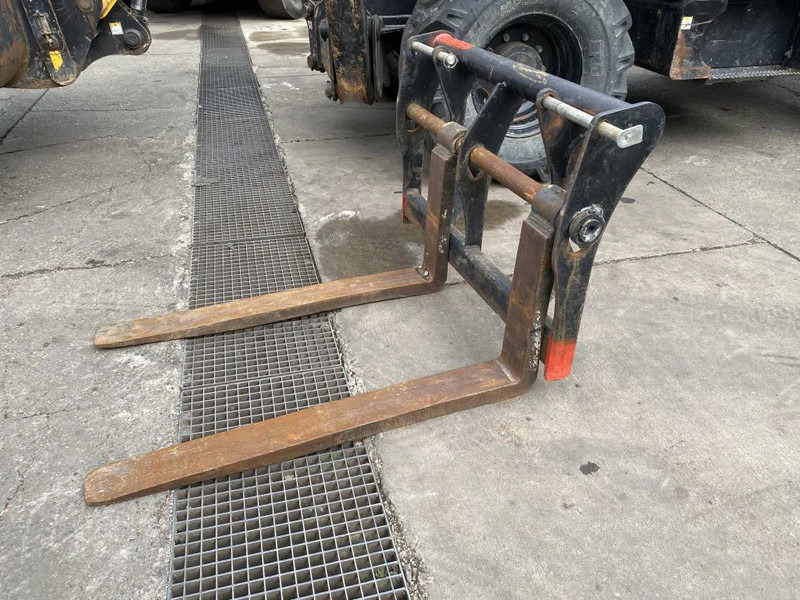 Τηλεσκοπικός φορτωτής Haulotte HTL 4017 - 4X4X4 - 5.617 HOURS - 17 METER - 4.000 KG: φωτογραφία 11 Τηλεσκοπικός φορτωτής Haulotte HTL 4017 - 4X4X4 - 5.617 HOURS - 17 METER - 4.000 KG: φωτογραφία 11