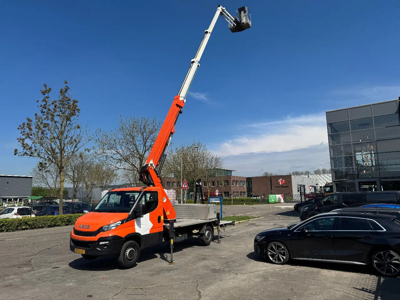 Iveco DAILY 35 140 SCORPION 2112J 2019 - Φορτηγό με εναέρια πλατφόρμα: φωτογραφία 1 Iveco DAILY 35 140 SCORPION 2112J 2019 - Φορτηγό με εναέρια πλατφόρμα: φωτογραφία 1
