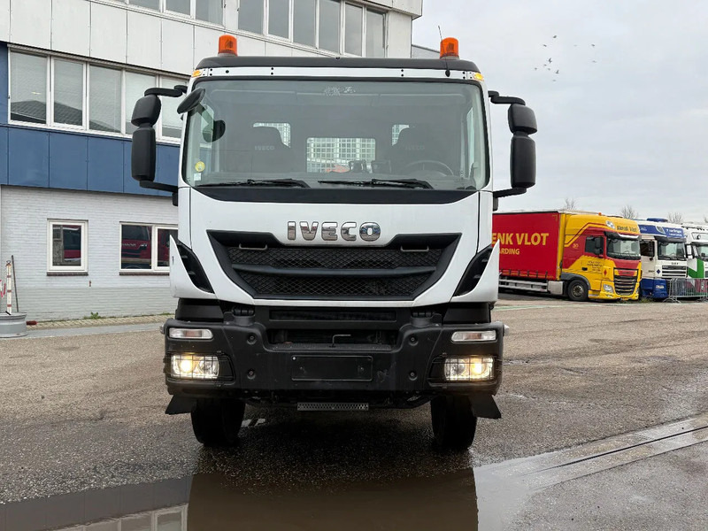 Φορτηγό με γερανό Iveco Trakker 360 6X4 EURO 6 + PALFINGER PK20001K + REMOTE CONTROL: φωτογραφία 14 Φορτηγό με γερανό Iveco Trakker 360 6X4 EURO 6 + PALFINGER PK20001K + REMOTE CONTROL: φωτογραφία 14