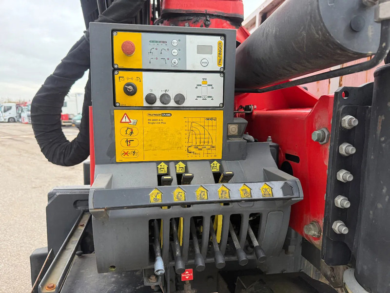 Φορτηγό με γερανό Iveco Trakker 360 6X4 EURO 6 + PALFINGER PK20001K + REMOTE CONTROL: φωτογραφία 9 Φορτηγό με γερανό Iveco Trakker 360 6X4 EURO 6 + PALFINGER PK20001K + REMOTE CONTROL: φωτογραφία 9