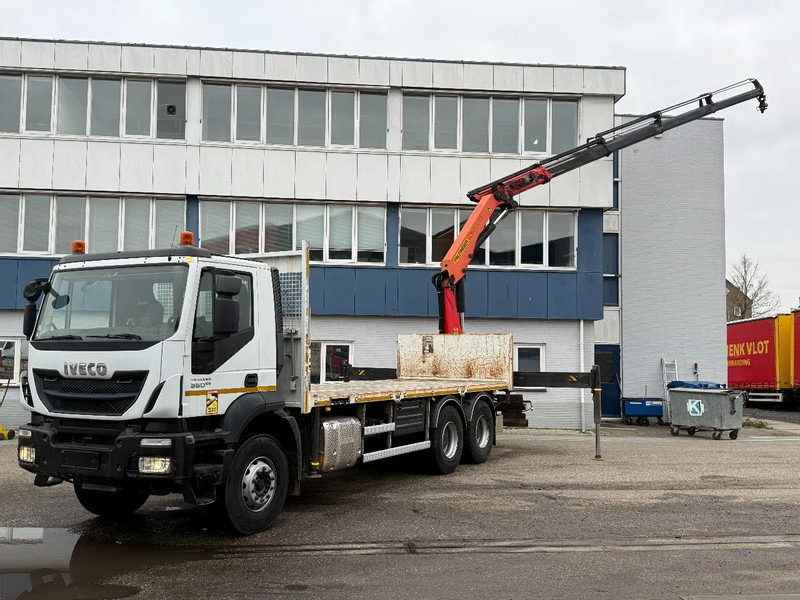 Iveco Trakker 360 6X4 EURO 6 + PALFINGER PK20001K + REMOTE CONTROL - Φορτηγό με ανοιχτή καρότσα, Φορτηγό με γερανό: φωτογραφία 1 Iveco Trakker 360 6X4 EURO 6 + PALFINGER PK20001K + REMOTE CONTROL - Φορτηγό με ανοιχτή καρότσα, Φορτηγό με γερανό: φωτογραφία 1