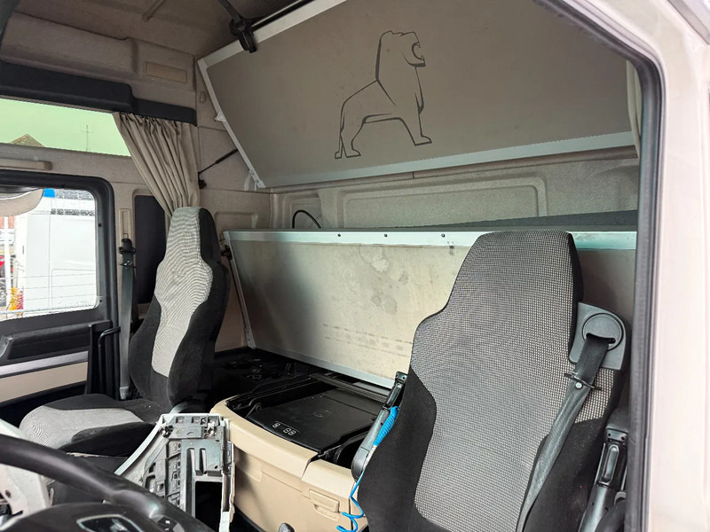 Τράκτορας MAN TGX 18.460 4X2 + RETARDER - ENGINE BROKEN: φωτογραφία 12 Τράκτορας MAN TGX 18.460 4X2 + RETARDER - ENGINE BROKEN: φωτογραφία 12