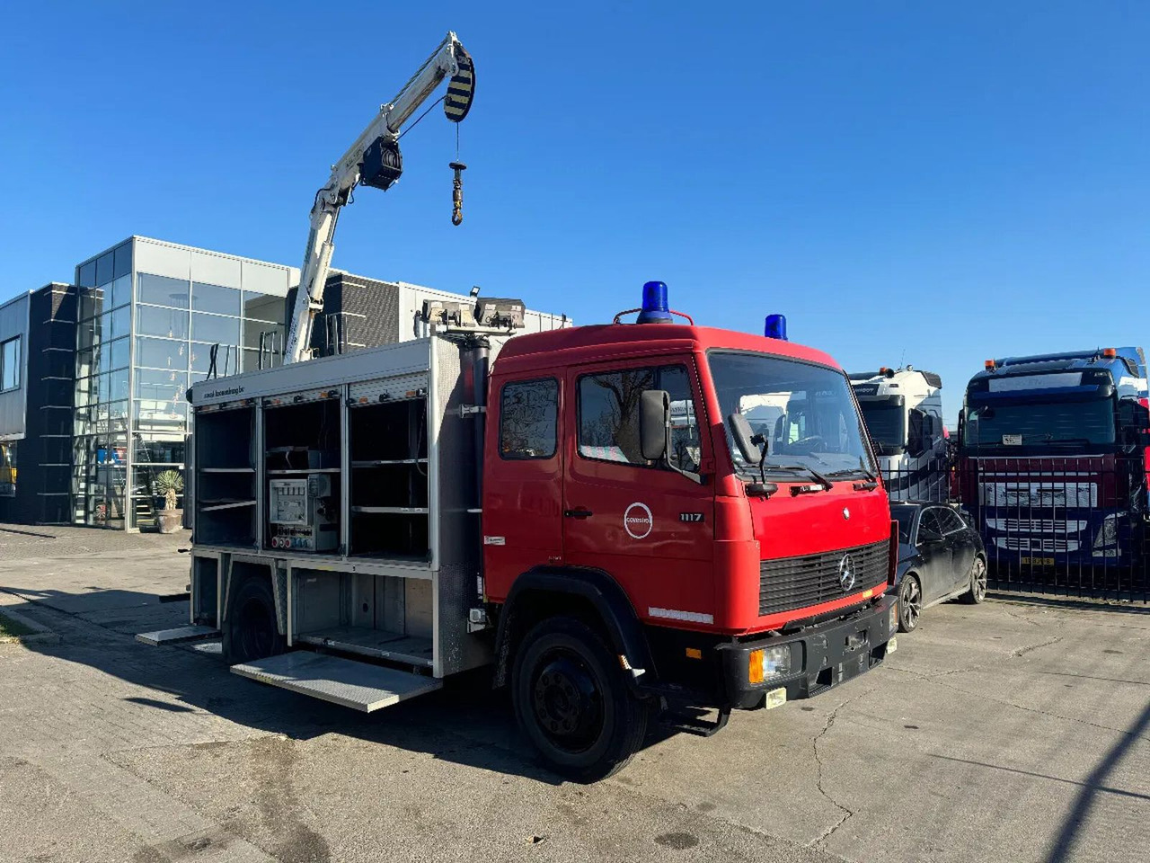 Mercedes-Benz 1117 4X2 FIRE TRUCK HIAB 050A ONLY 105787 KM - Φορτηγό, Φορτηγό με γερανό: φωτογραφία 2 Mercedes-Benz 1117 4X2 FIRE TRUCK HIAB 050A ONLY 105787 KM - Φορτηγό, Φορτηγό με γερανό: φωτογραφία 2