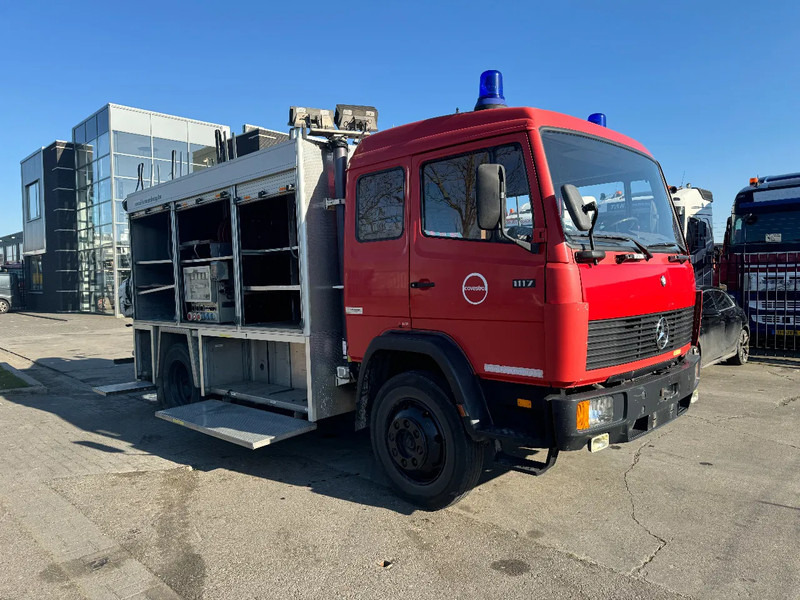 Mercedes-Benz 1117 4X2 FIRE TRUCK HIAB 050A ONLY 105787 KM - Πυροσβεστικό όχημα: φωτογραφία 5 Mercedes-Benz 1117 4X2 FIRE TRUCK HIAB 050A ONLY 105787 KM - Πυροσβεστικό όχημα: φωτογραφία 5