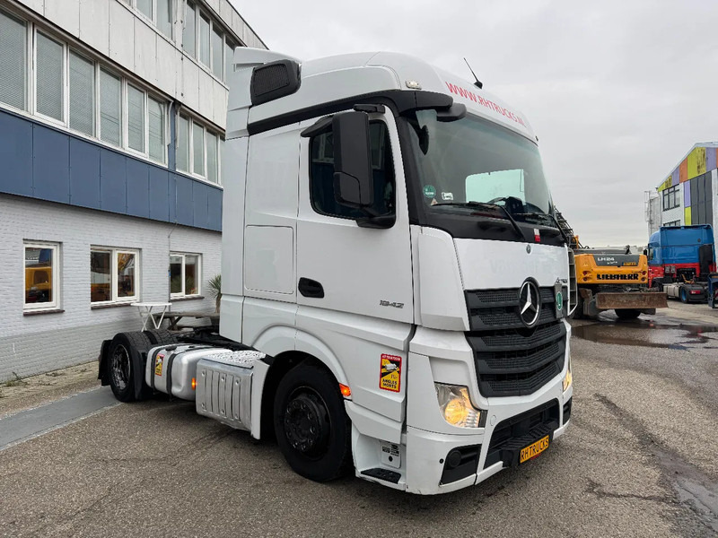 Mercedes-Benz Actros 1842 4X2 EURO 6 MEGA DOUBLE TANK - Τράκτορας: φωτογραφία 3 Mercedes-Benz Actros 1842 4X2 EURO 6 MEGA DOUBLE TANK - Τράκτορας: φωτογραφία 3