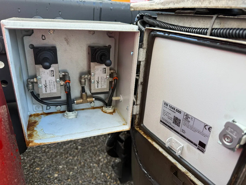 Mercedes-Benz Actros 1842 4X2 MEGA + LIFTING DISH (HEFSCHOTEL) - Τράκτορας: φωτογραφία 3 Mercedes-Benz Actros 1842 4X2 MEGA + LIFTING DISH (HEFSCHOTEL) - Τράκτορας: φωτογραφία 3