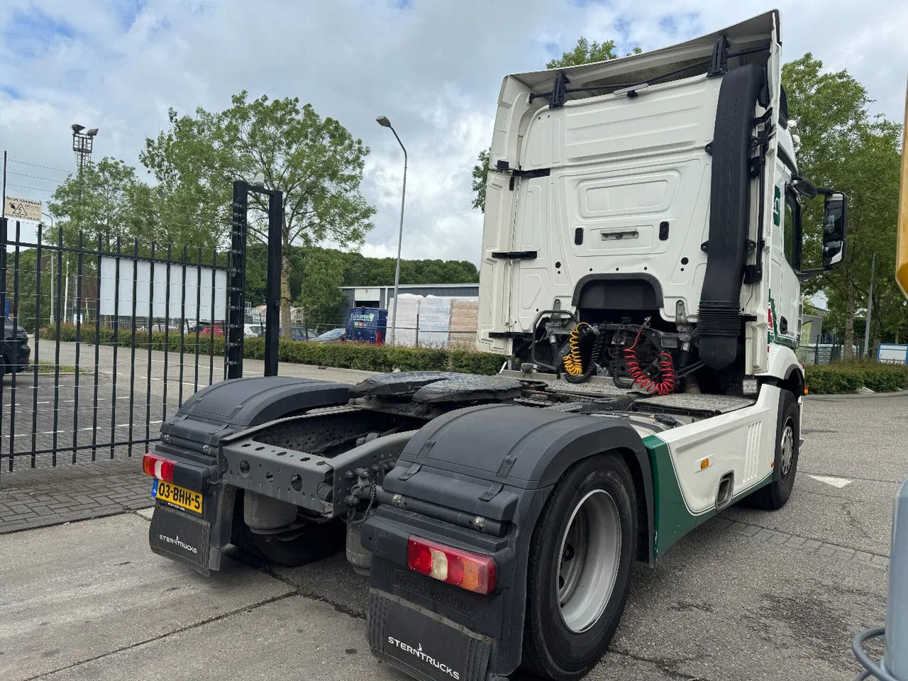 Mercedes-Benz Actros 1940 4X2 - EURO 6 + FULL SPOILER - Τράκτορας: φωτογραφία 4 Mercedes-Benz Actros 1940 4X2 - EURO 6 + FULL SPOILER - Τράκτορας: φωτογραφία 4