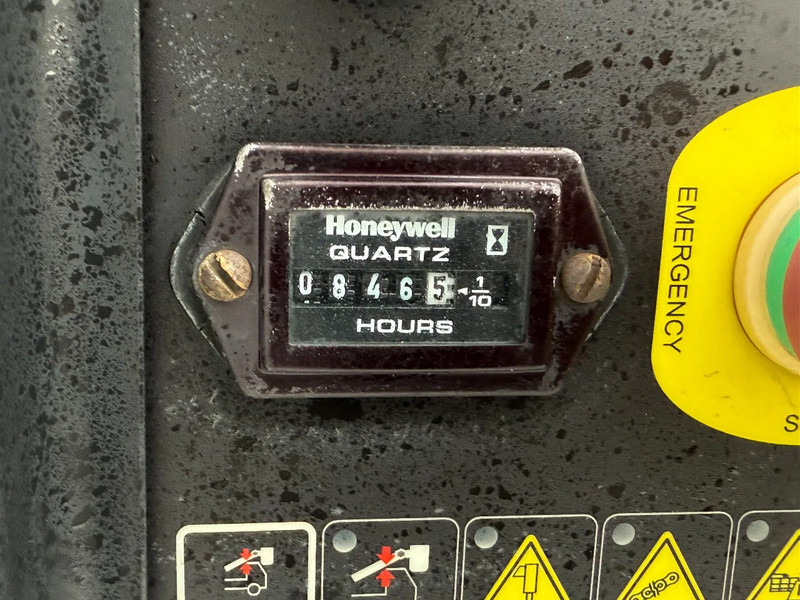 Ελαφρύ επαγγελματικό Nissan NT400 EURO 6 + ISOLI PT200 - AERIAL PLATFORM - ONLY 25.892 KM: φωτογραφία 17 Ελαφρύ επαγγελματικό Nissan NT400 EURO 6 + ISOLI PT200 - AERIAL PLATFORM - ONLY 25.892 KM: φωτογραφία 17