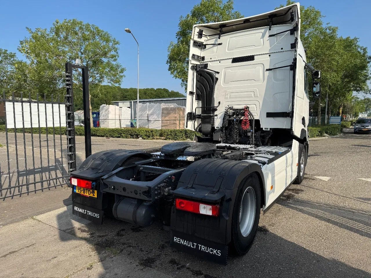 Renault T440 - 13-LITER ENGINE! - EURO 6 SKIRTS SPOILER - Τράκτορας: φωτογραφία 5 Renault T440 - 13-LITER ENGINE! - EURO 6 SKIRTS SPOILER - Τράκτορας: φωτογραφία 5