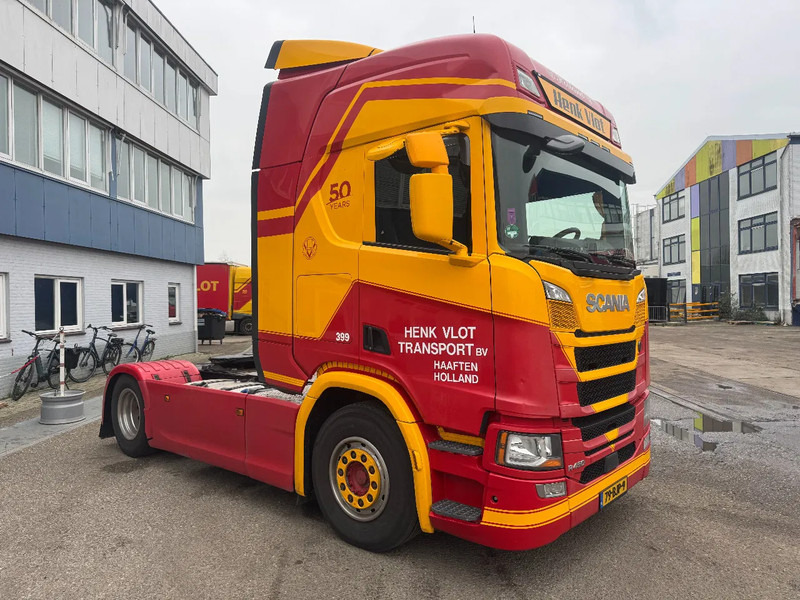 Scania R450 4X2 EURO 6 ADR SKIRTS DOUBLE TANK - Τράκτορας: φωτογραφία 3 Scania R450 4X2 EURO 6 ADR SKIRTS DOUBLE TANK - Τράκτορας: φωτογραφία 3