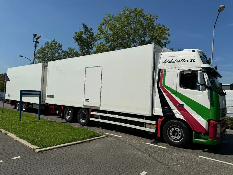Volvo FH 12.420 6X2 - EURO 3 + HANGER NETAM-FRUEHAUF + THERMOKING + DHOLLANDIA LIFT - Φορτηγό ψυγείο: φωτογραφία 1 Volvo FH 12.420 6X2 - EURO 3 + HANGER NETAM-FRUEHAUF + THERMOKING + DHOLLANDIA LIFT - Φορτηγό ψυγείο: φωτογραφία 1