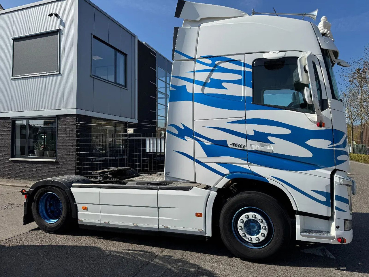 Volvo FH 460 4X2 EURO 6 SKIRTS SPOILERS TÜV TILL 02-20 - Τράκτορας: φωτογραφία 4 Volvo FH 460 4X2 EURO 6 SKIRTS SPOILERS TÜV TILL 02-20 - Τράκτορας: φωτογραφία 4