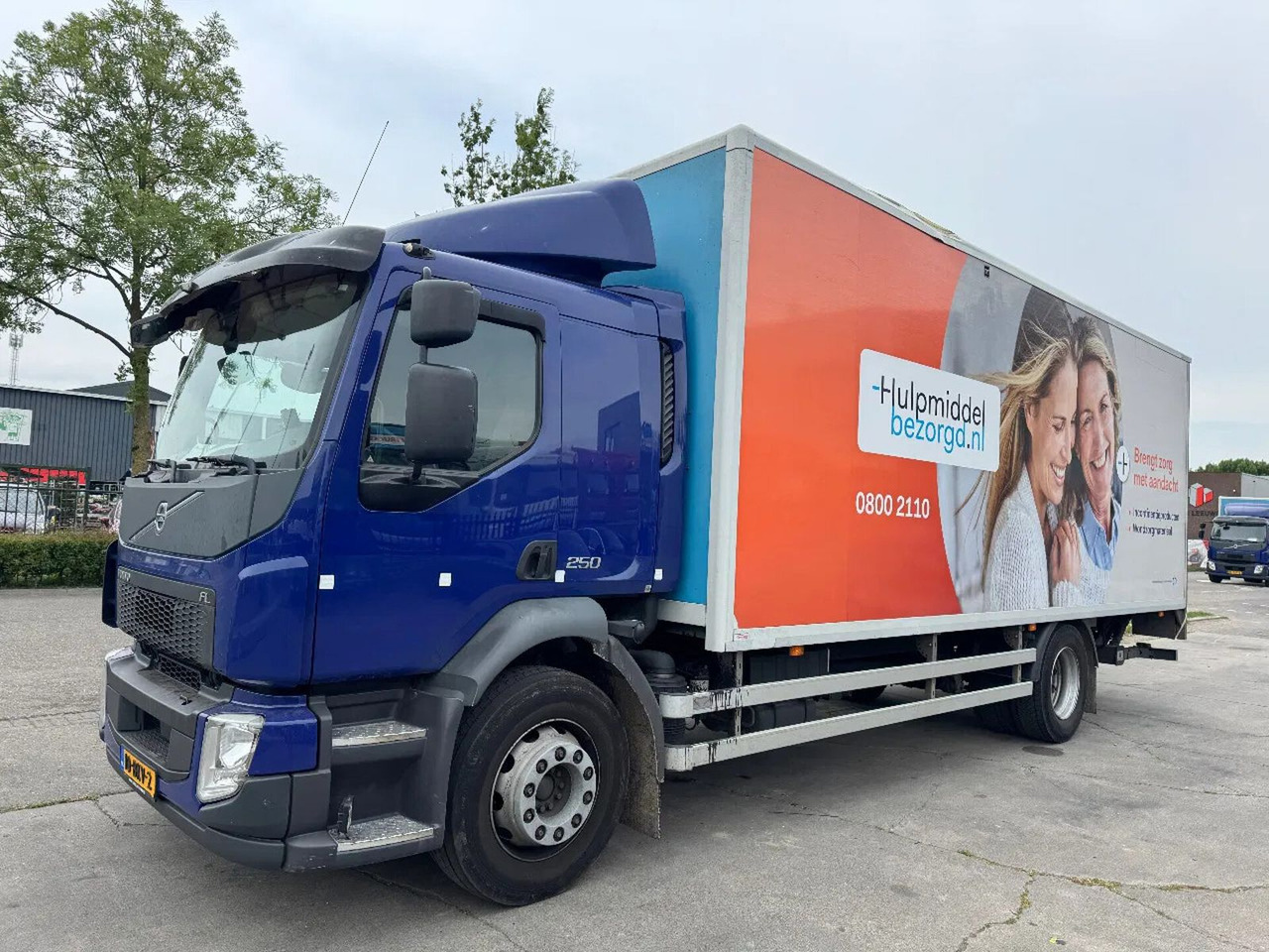 Volvo FL 250 4X2 - EURO 6 + DHOLLANDIA LIFT + TÜV 05-2 - Φορτηγό κόφα: φωτογραφία 1 Volvo FL 250 4X2 - EURO 6 + DHOLLANDIA LIFT + TÜV 05-2 - Φορτηγό κόφα: φωτογραφία 1