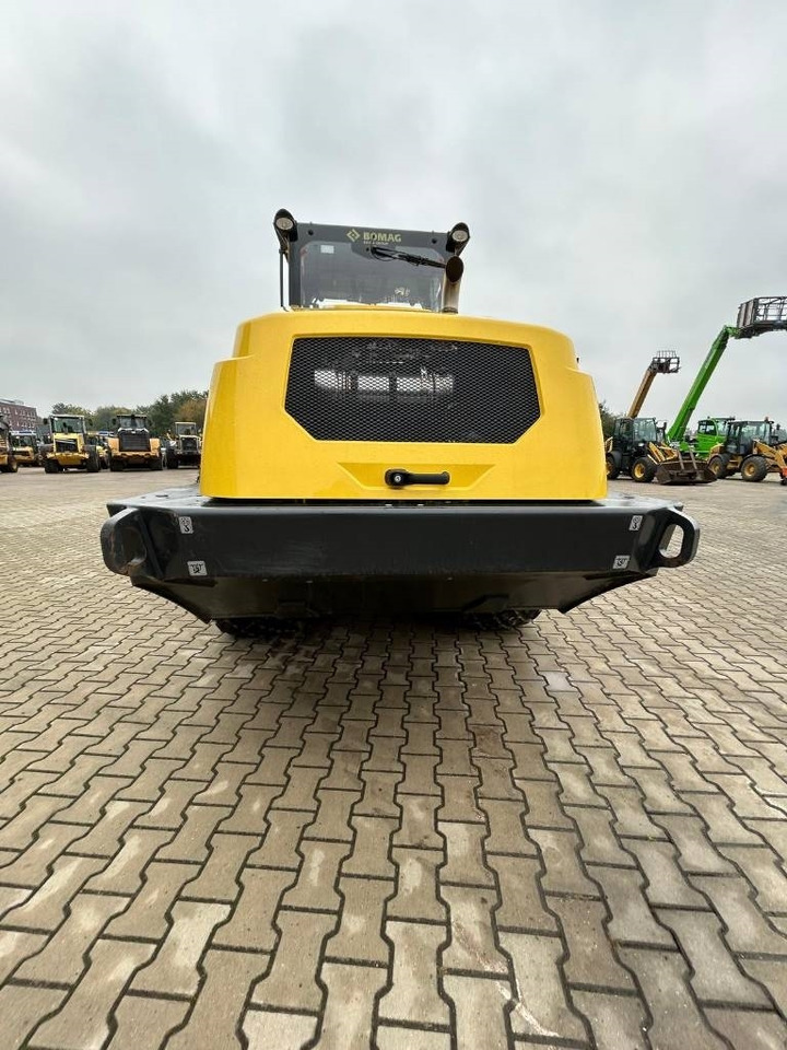 Bomag BW 211 D-5 - Οδοστρωτήρες: φωτογραφία 3 Bomag BW 211 D-5 - Οδοστρωτήρες: φωτογραφία 3