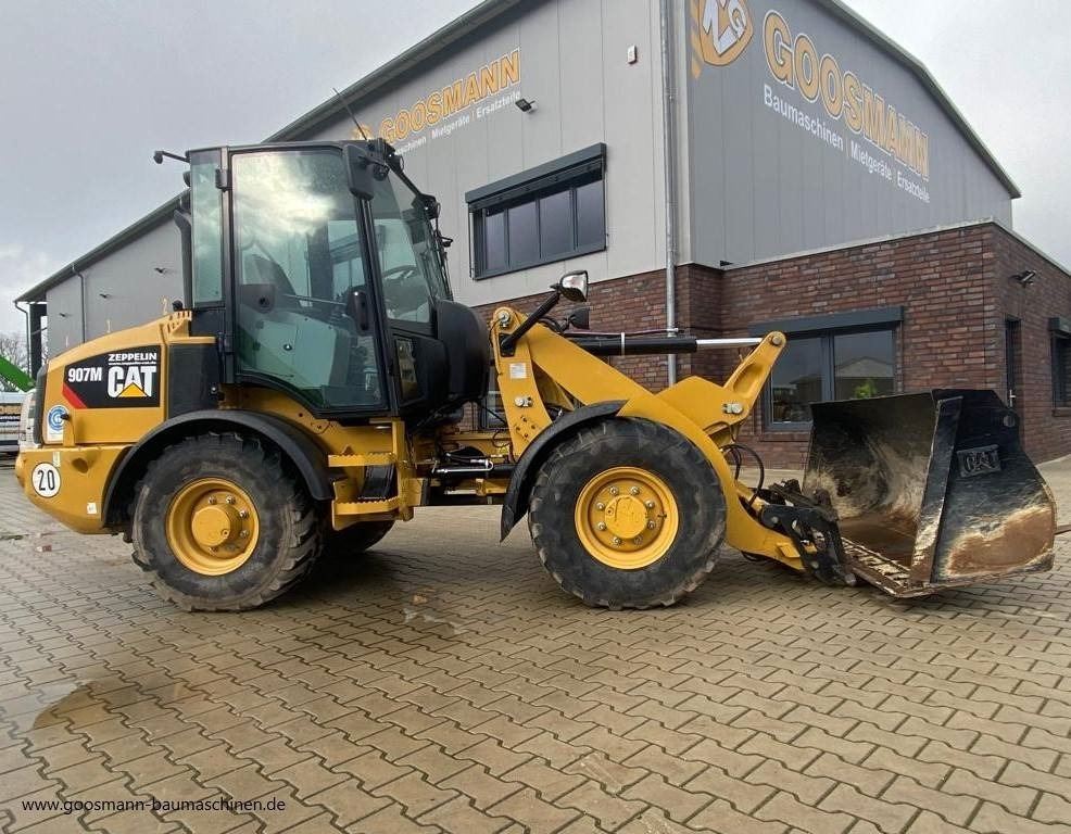 CAT 907 M - Ελαστιχοφόρος φορτωτής: φωτογραφία 1 CAT 907 M - Ελαστιχοφόρος φορτωτής: φωτογραφία 1