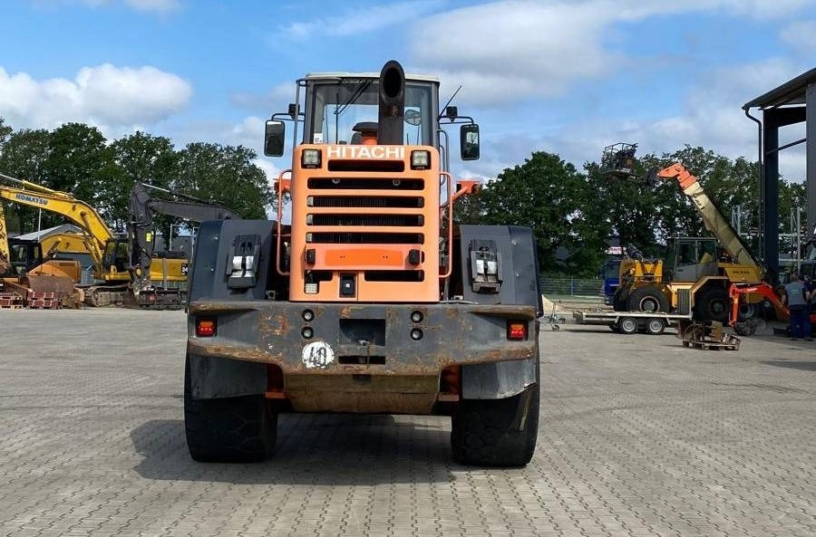 Hitachi LX 210 E - Ελαστιχοφόρος φορτωτής: φωτογραφία 4 Hitachi LX 210 E - Ελαστιχοφόρος φορτωτής: φωτογραφία 4