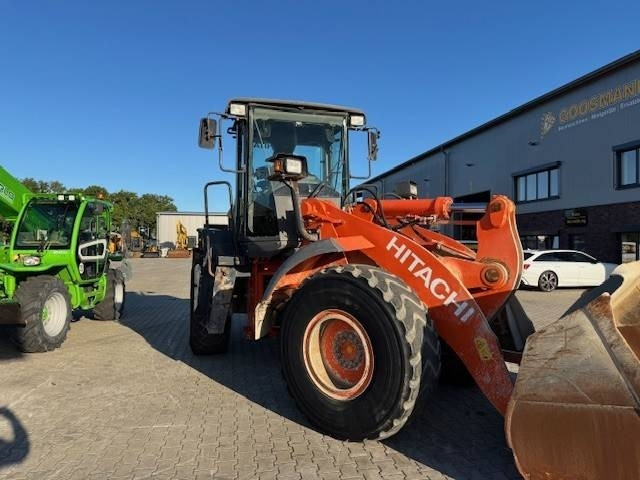 Hitachi ZW 180 - Ελαστιχοφόρος φορτωτής: φωτογραφία 4 Hitachi ZW 180 - Ελαστιχοφόρος φορτωτής: φωτογραφία 4