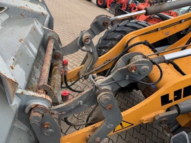 LIEBHERR L 514 - Ελαστιχοφόρος φορτωτής: φωτογραφία 3 LIEBHERR L 514 - Ελαστιχοφόρος φορτωτής: φωτογραφία 3